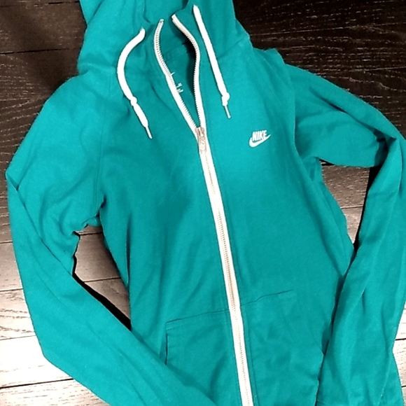🌿XS Nike Full Zip🌿 - Picture 3 of 3